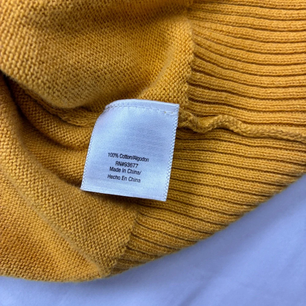 St. John's Bay Men's Yellow/Gray/White Argyle Crewneck Sweater